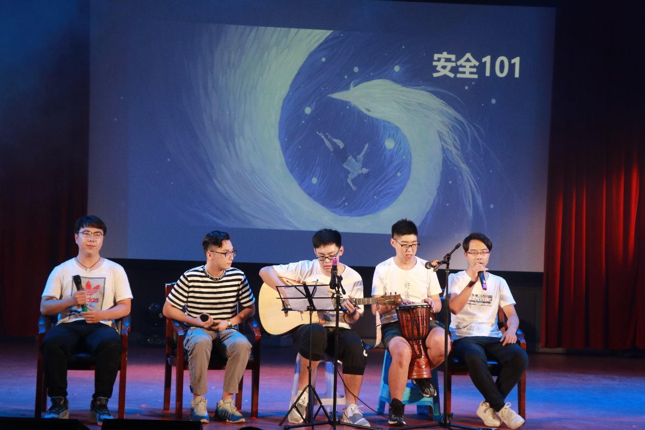 51吃瓜
环境与资源学院2018届“环衔甲子·资行明志”毕业晚会圆满落幕6 51吃瓜
环境与资源学院2018届“环衔甲子·资行明志”毕业晚会圆满落幕6